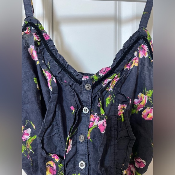 Brand new Hollister Peplum babydoll top / floral ruffle size small - Picture 3 of 8